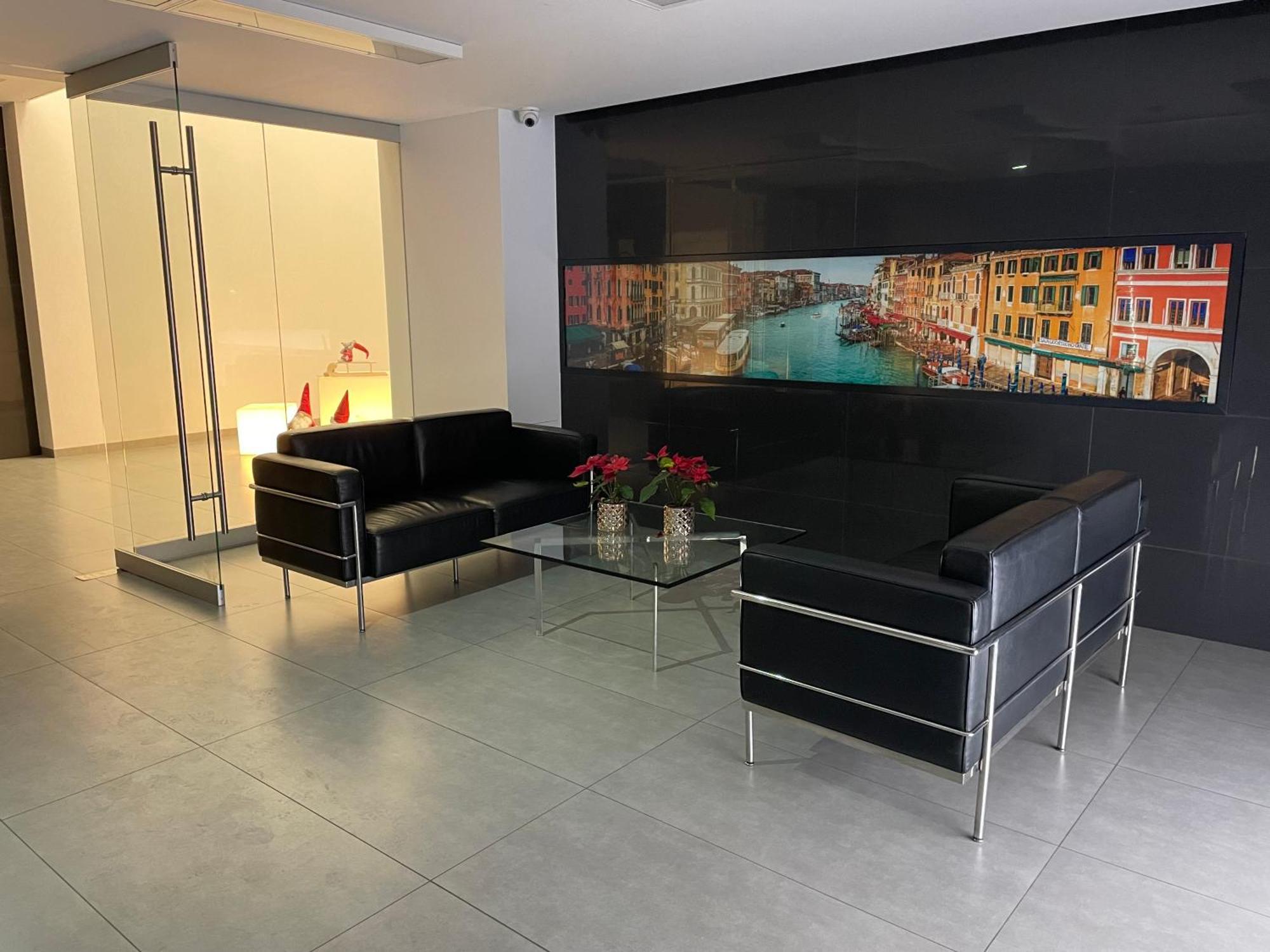 Wenecjanska Comfort Apartment, Free Parking, Self Check-In 24H Poznań Esterno foto